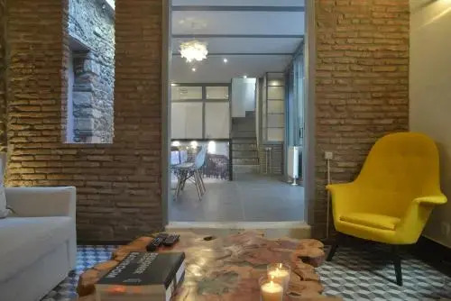 Acropolis House by null