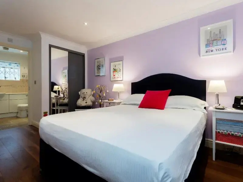 Veeve  2 Bed Mews House Chadwick Mews Chiswick - фото 2