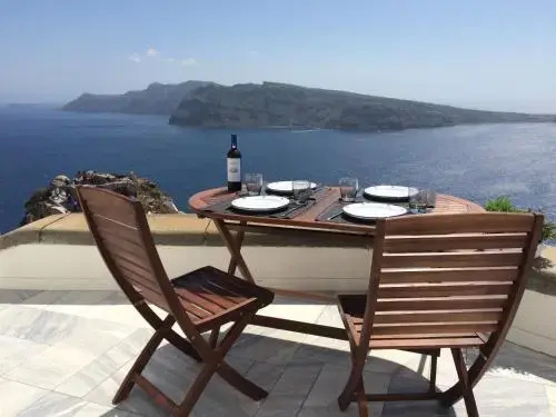 Beautiful Oia Villa