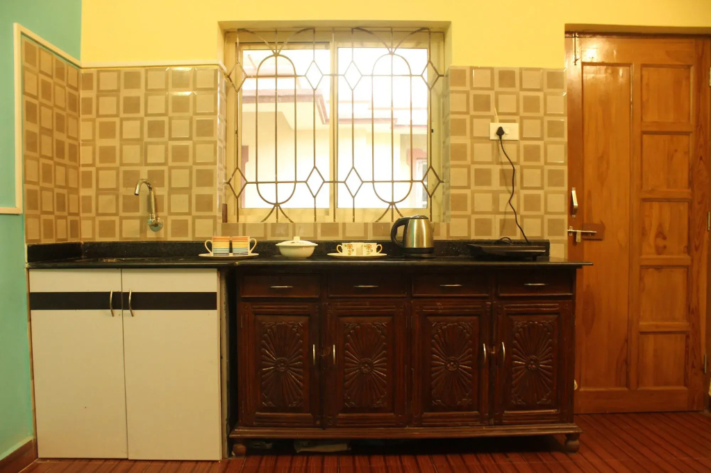 OYO 9276 Home 1BHK Behind Newtons Supermarket