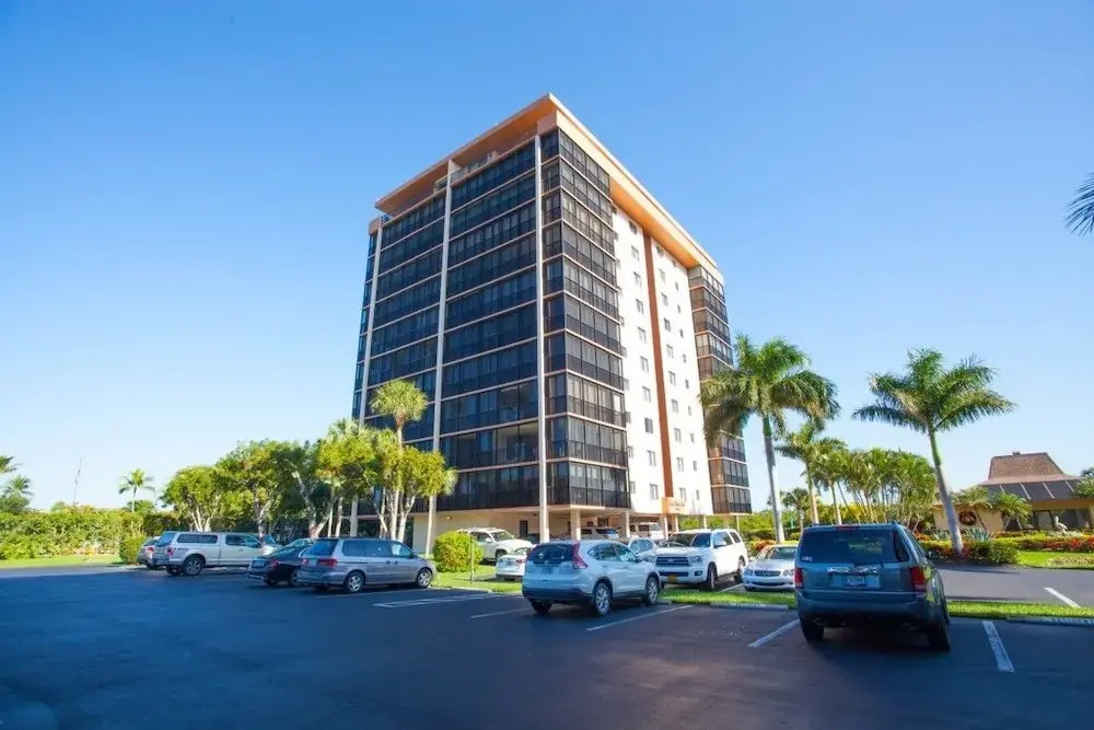 Hickory Blvd Condo #258877 2 Bedrooms 2 Bathrooms Condo