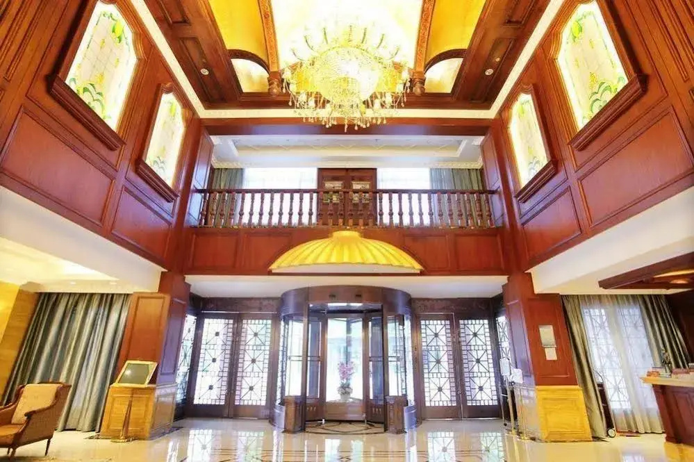 Higher Hotel - Général