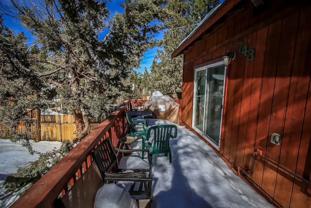 Forest Retreat - 2 Br home by RedAwning