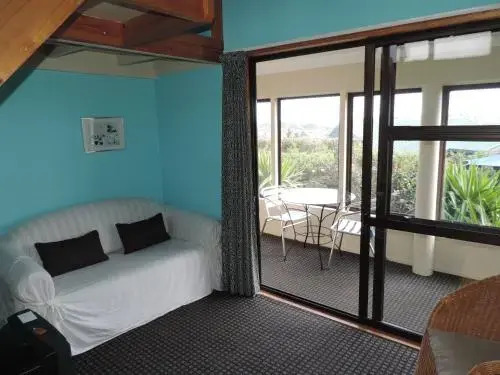 Tawa Lodge Waiheke Island by null
