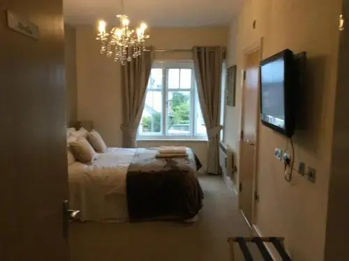The Farndon