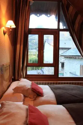 Balcony & Terrace