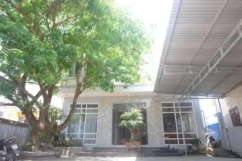 Tuyet Hanh Guesthouse