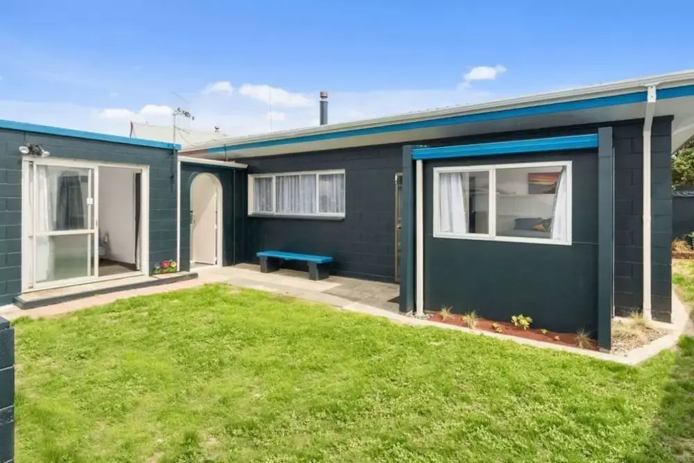 my pad' house papamoa Bay of plenty