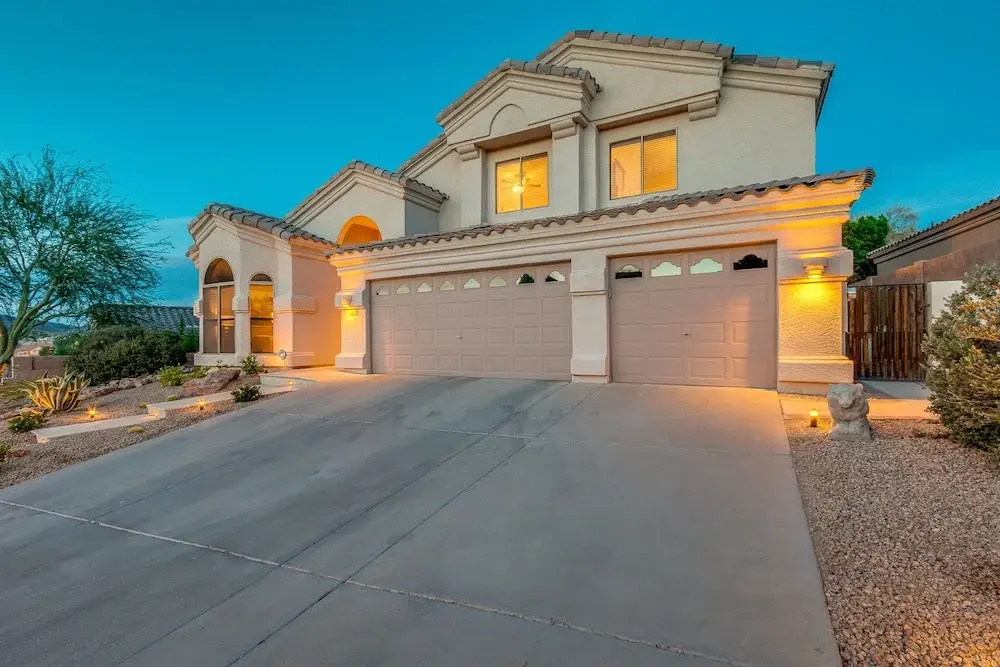 12th Way - 4 Br home by RedAwning