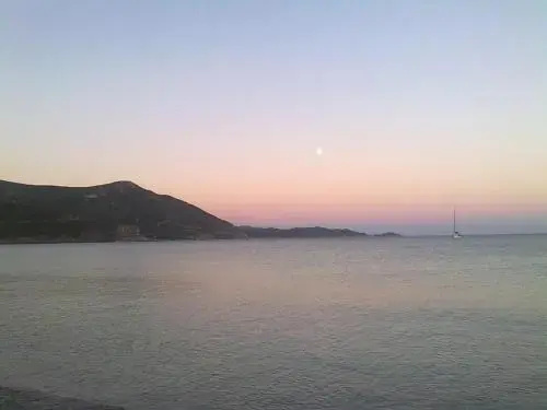 Beach & Waterfront