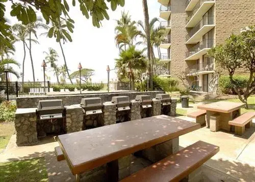 Kauhale Makai 434, 2 Bedroom, 2 Bathroom Oceanfront Condo, Pool