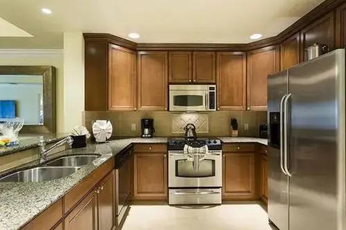 Modern Furniture in Reunion Resort 3 Br condo by RedAwning - Général