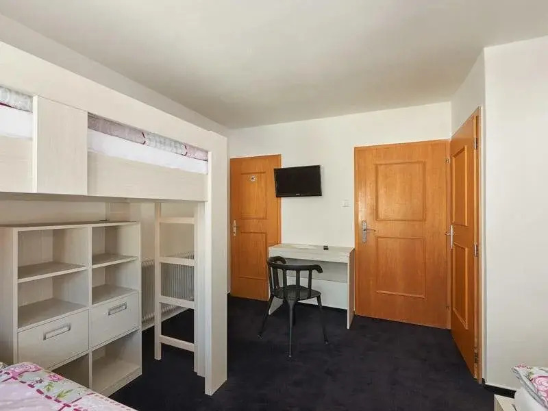 Image 6