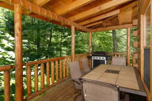 Pine Cove Hideaway 1816 - Two Bedroom Cabin
