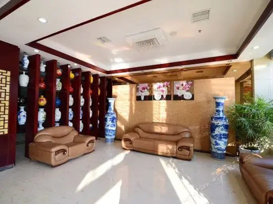 瑞怡清华园大酒店(婺源高铁站店) - Général