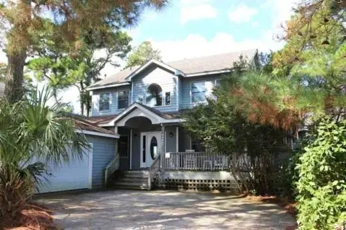 On Valentine Pond 554 - 5 Br Home