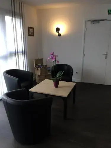 Voir la photo 2 — Hôtel Castel