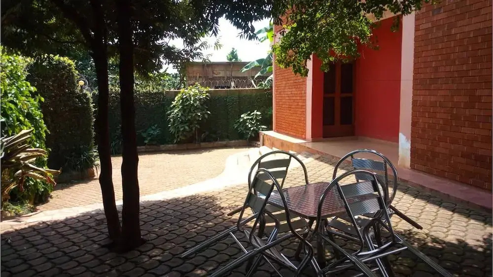 Image 4