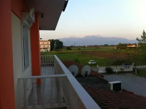 Balcony & Terrace