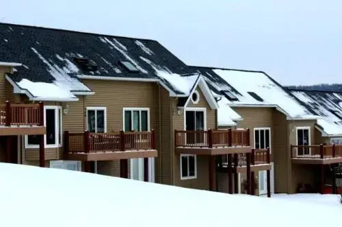Fox Ridge 204