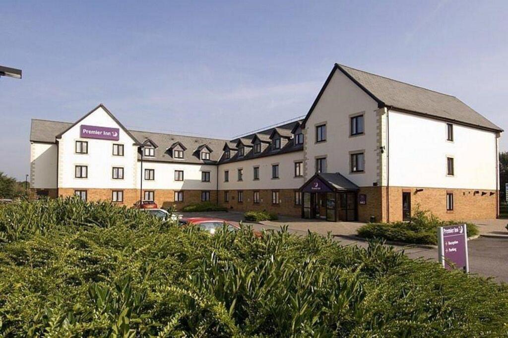 Premier Inn Gloucester Barnwood