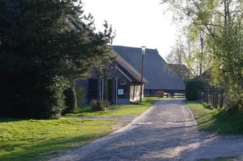 10. Bed and Breakfast The4Seasons