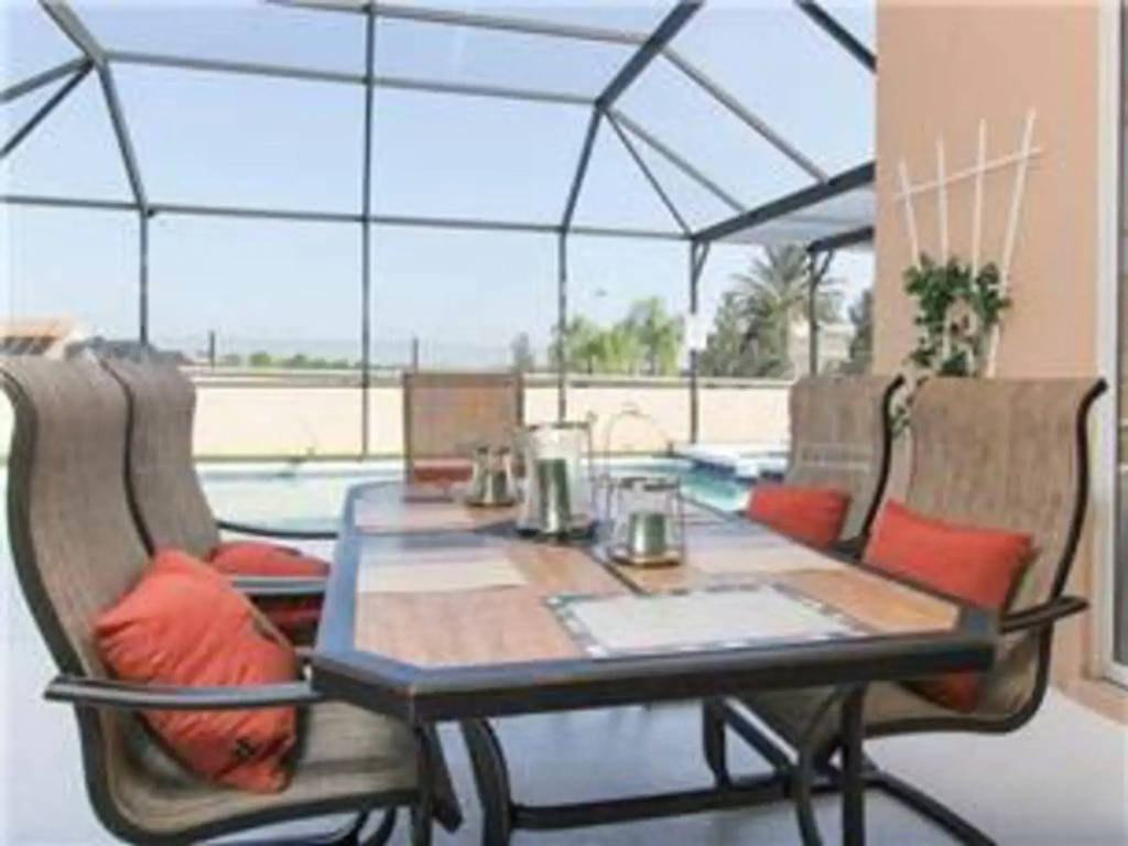 Sandra's Windsor Palms Villa *