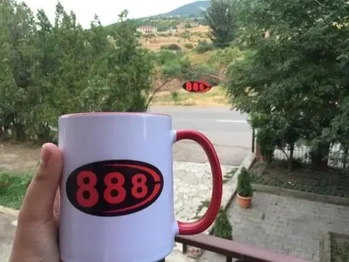 888