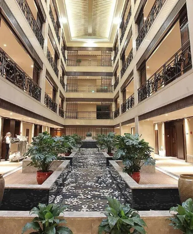 Fuzhou Dongbai Hotel