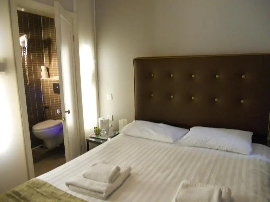 Hotel photo 3