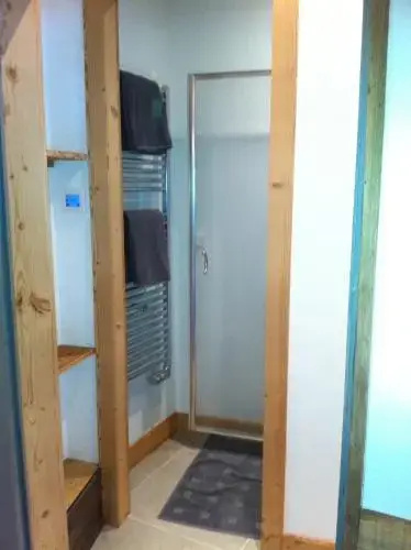 Voir la photo 2 — Chambre d'Hôte La Tour du Merle