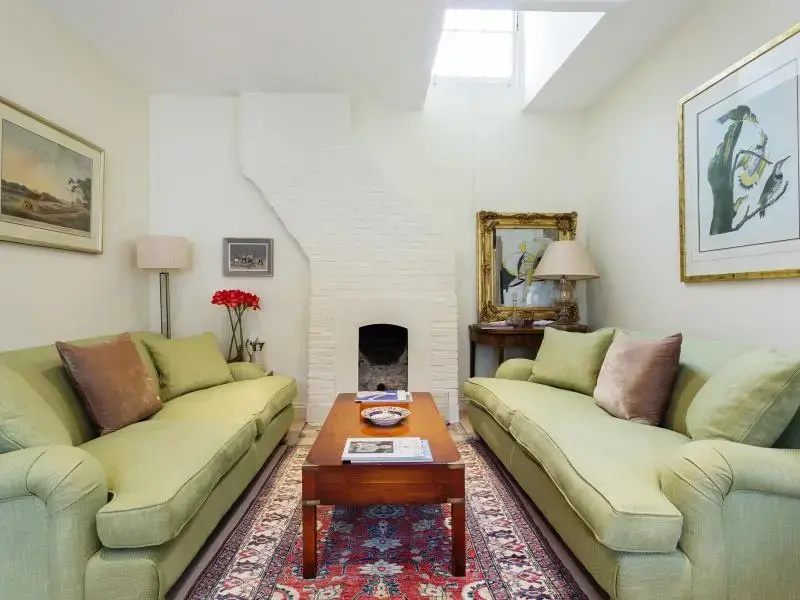 Veeve Charming 1 Bed In Codrington Mews Notting Hill