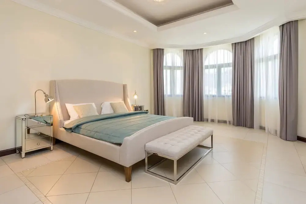 Canal Cove Villa by Deluxe Holiday Homes