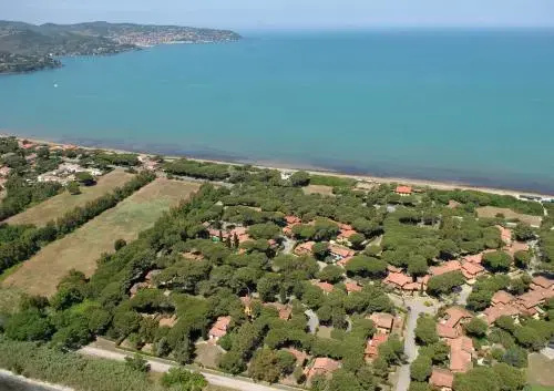 Beach & Waterfront