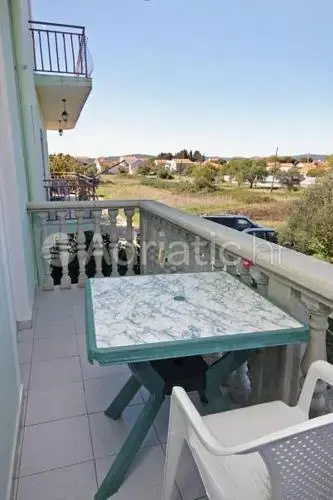 Balcony & Terrace