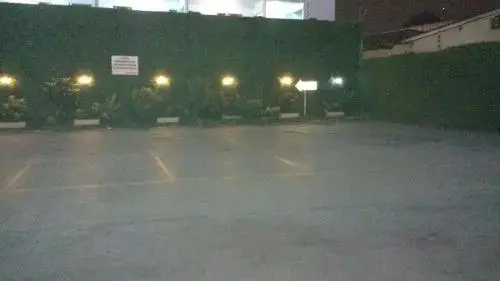 Hotel Free (Adult Only)