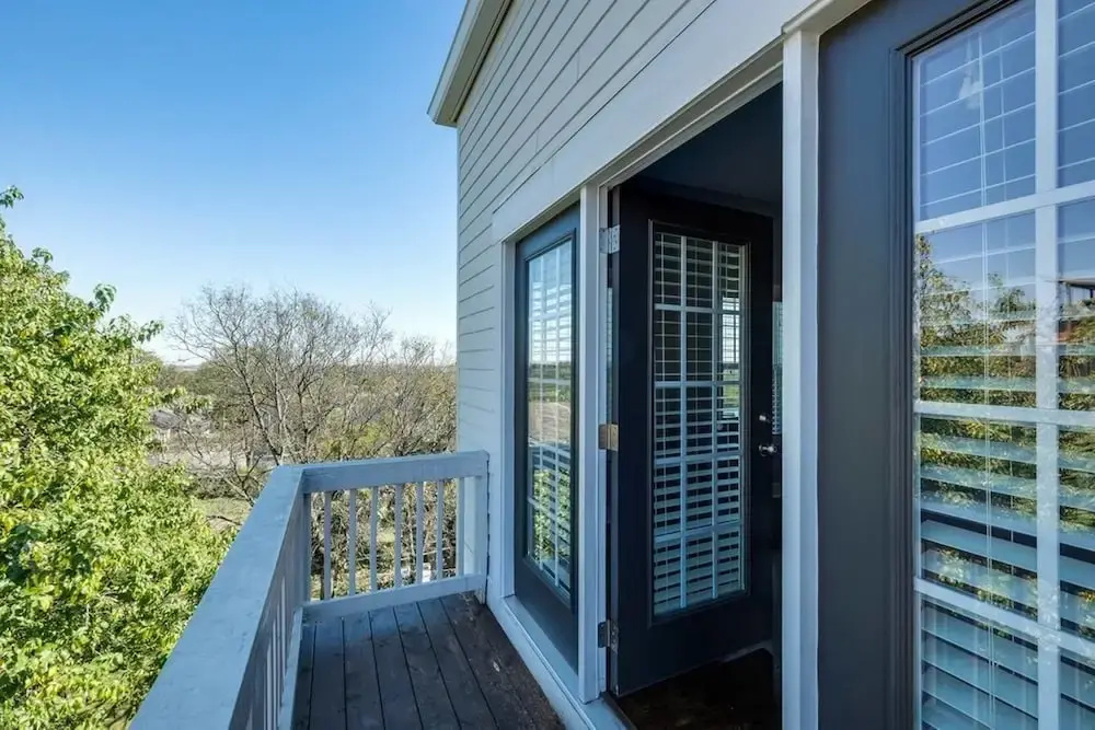 4bd/3.5ba Home With Rooftop in 12 South by Domio