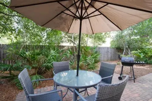 18 Classic Court Lane Positive Latitude - Four Bedroom House
