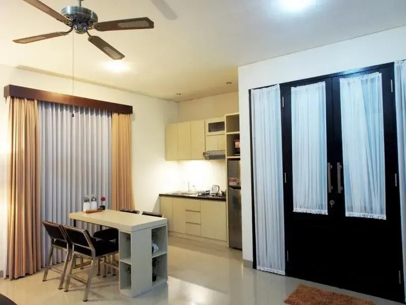 gallery_image_hidden_9