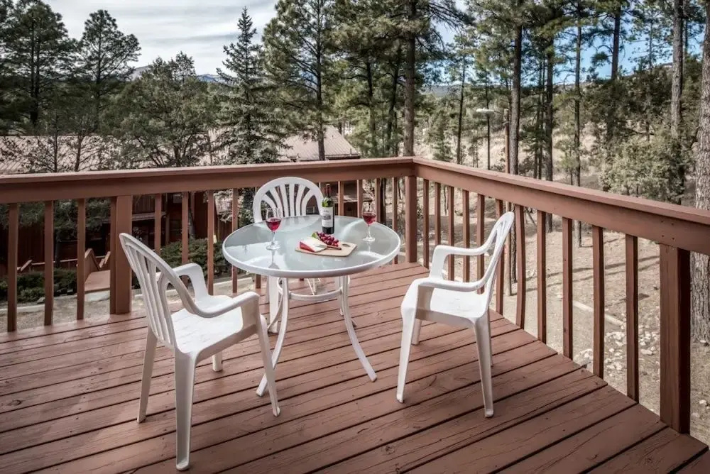 103 Wb - 2 Br townhouse by RedAwning