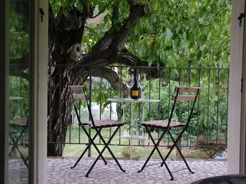 Il Noce alla Finestra