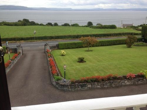 Seawater View Bed and Breakfast