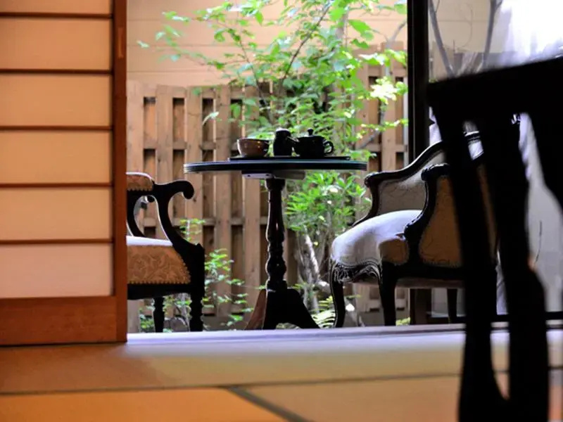 Balcony & Terrace