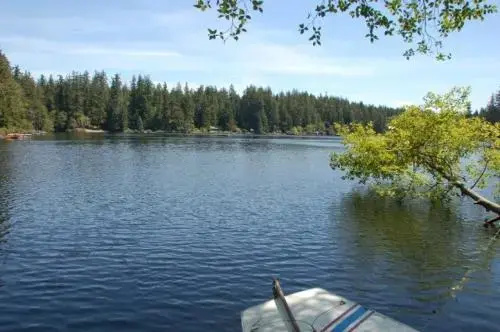 Goss Lake Chalet