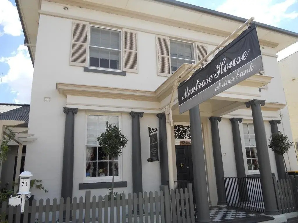 Montrose House