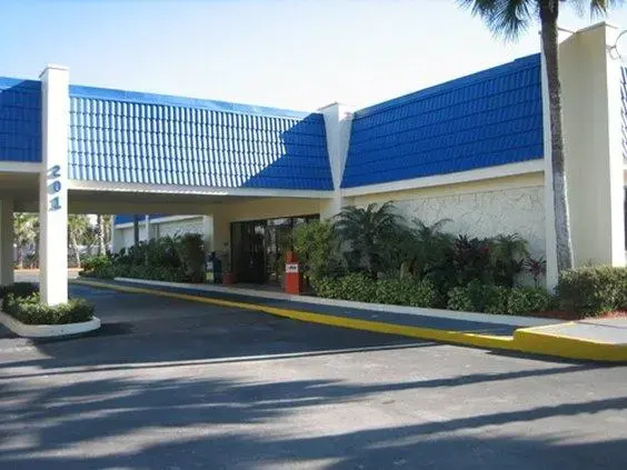 Howard Johnson Inn - Kissimmee Heritage Park