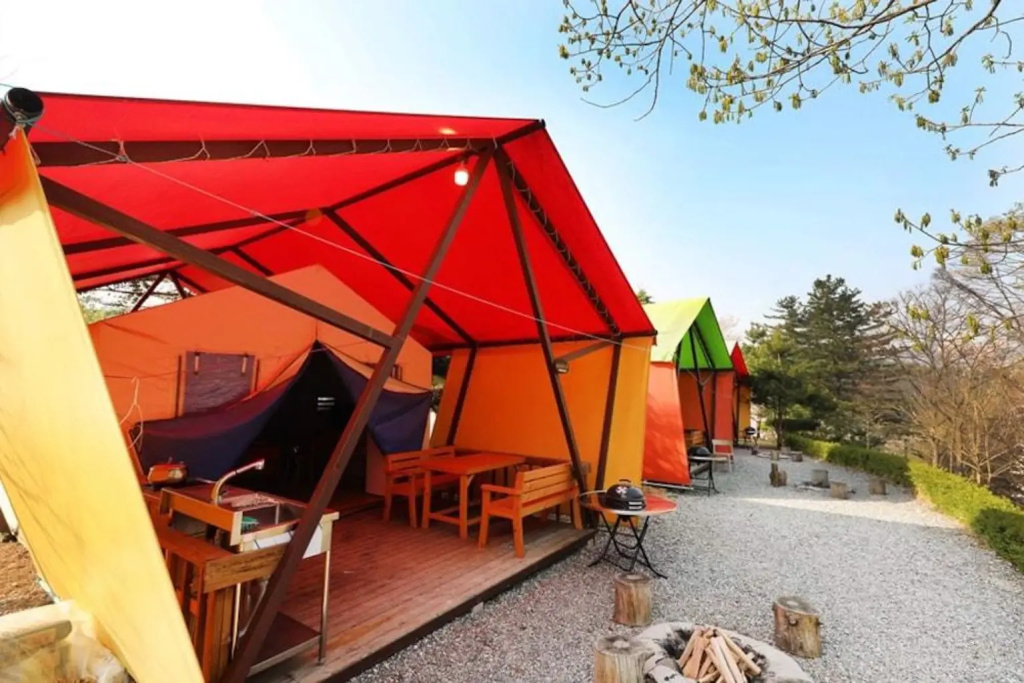 Gapyeong Hwangtoeun Pension and Glamping