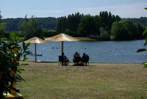 Voir la photo 4 — Camping Le Lac des Varennes