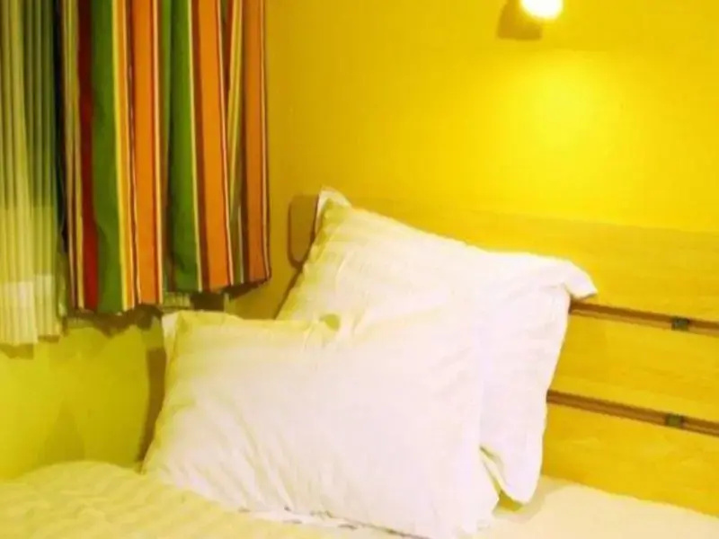 7 Days Inn Luoyang Wangcheng Park Branch