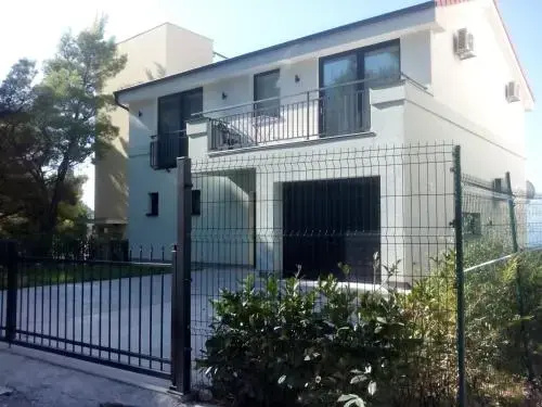 Villa Lazi